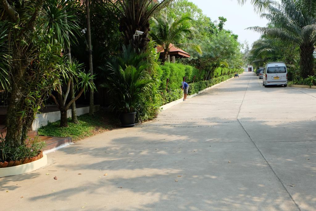 Thai Thani Pool Villa Resort Csomtien-part Kültér fotó