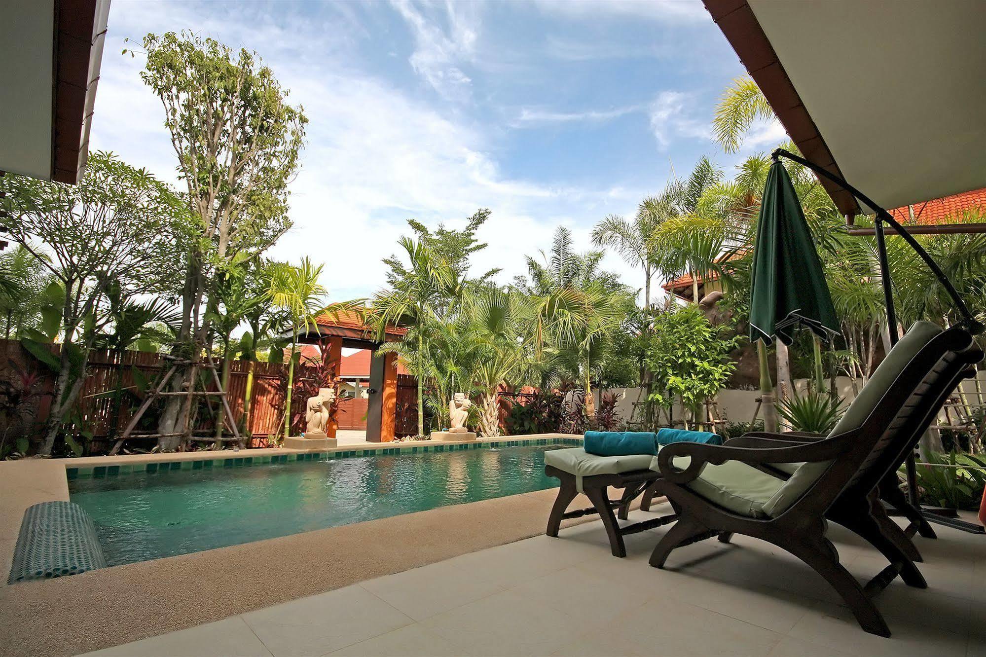 Thai Thani Pool Villa Resort Csomtien-part Kültér fotó