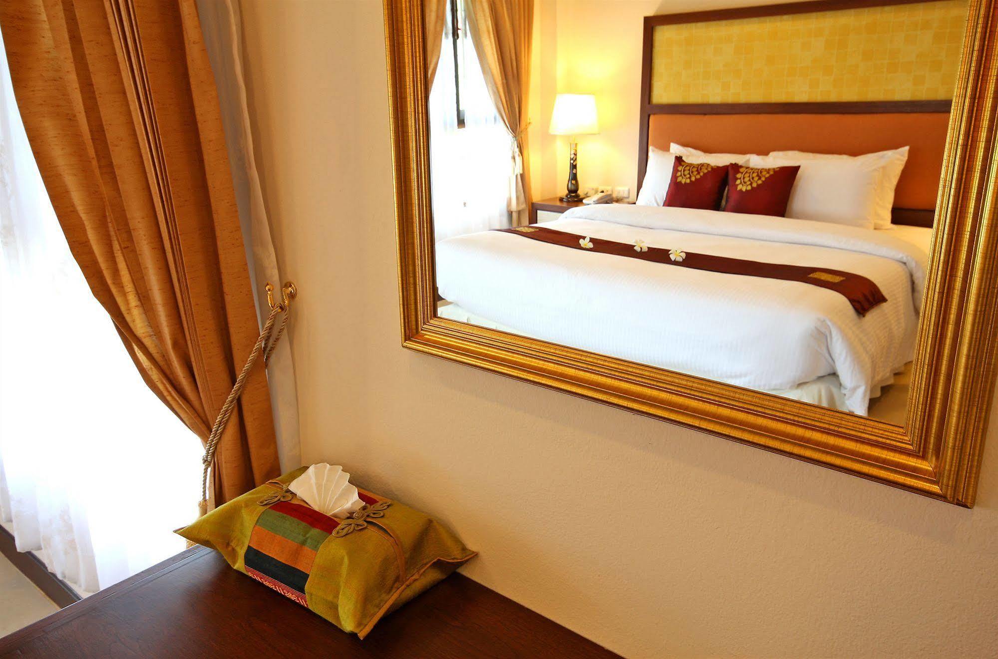 Thai Thani Pool Villa Resort Csomtien-part Kültér fotó