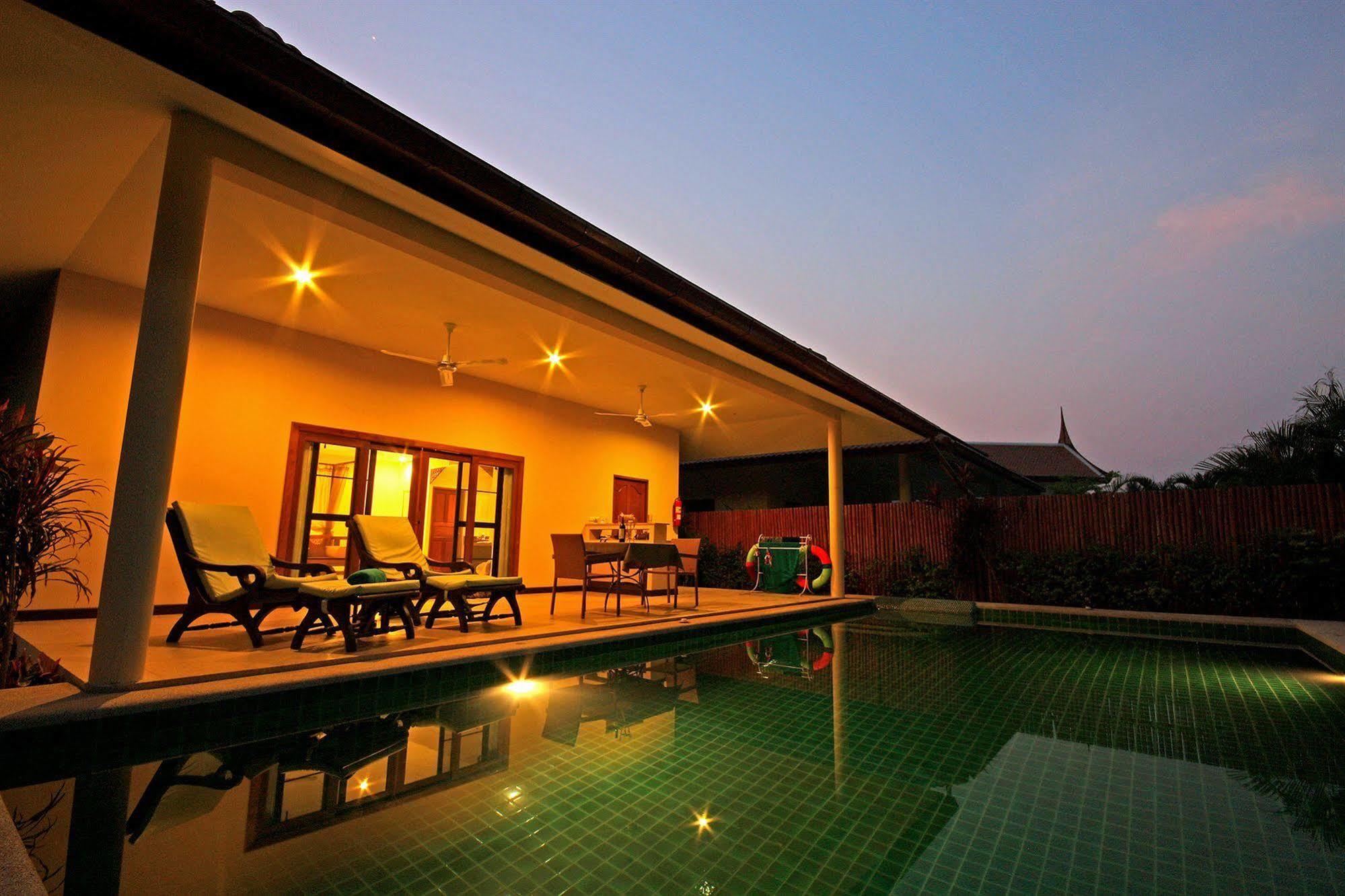Thai Thani Pool Villa Resort Csomtien-part Kültér fotó